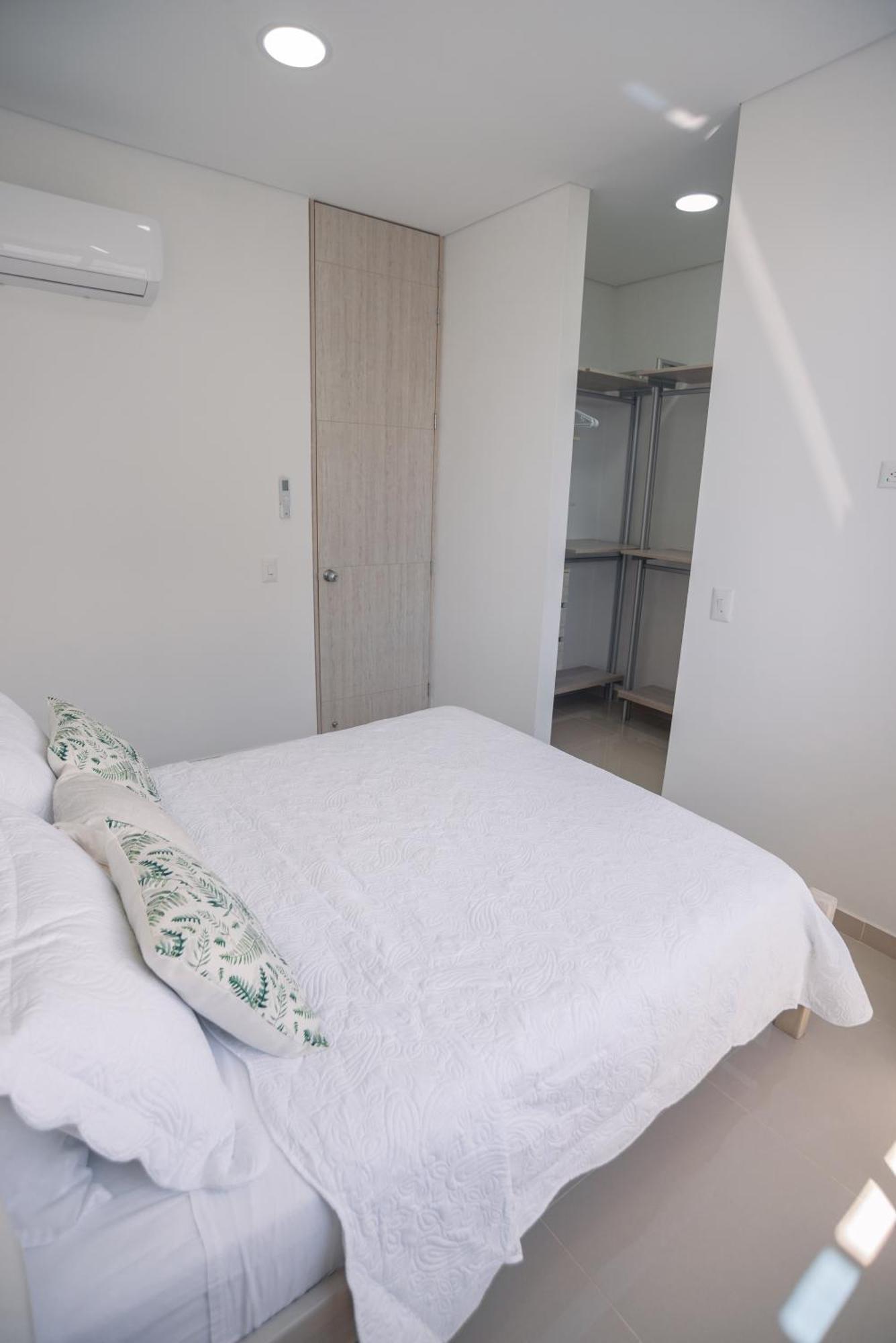 Apartamento Amoblado En Samaria, Primera Línea De Playa!